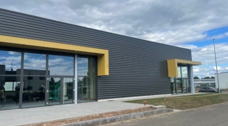 Locaux d'activités de 210 m² à louer : Photo