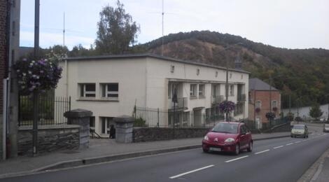 Bâtiment tertiaire à FUMAY : Photo