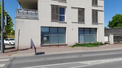 Local commercial Tours-sur-Marne - espace commercial : Photo