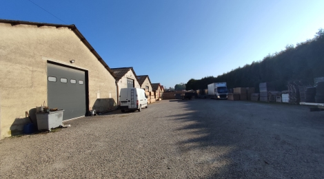 Local artisanal ou industriel au coeur de la Champagne : Photo