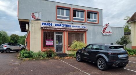 Mirecourt - Local commercial : Photo