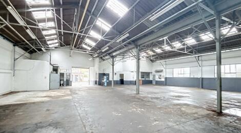Entrepôt 580m²