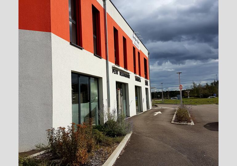 Façade - Coworking Oxygène Commercial