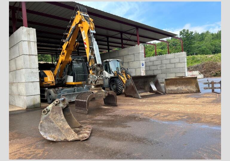 Plateforme industrielle à vendre