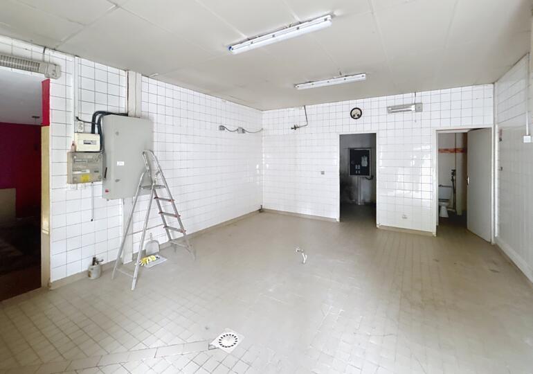Local commercial 100m²
