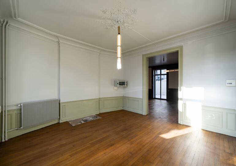 Bureau-2