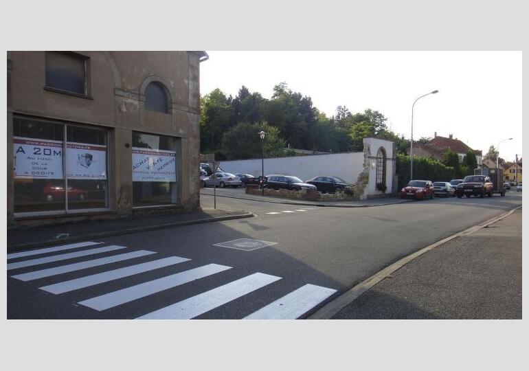 local commercial Bouxwiller