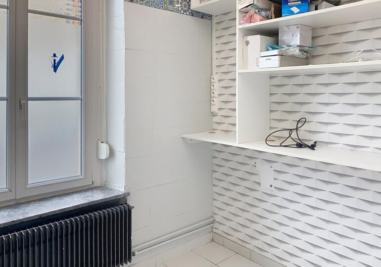 Local commercial ou bureaux 74m²
