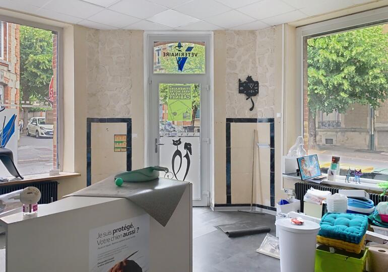 Local commercial ou bureaux 74m²