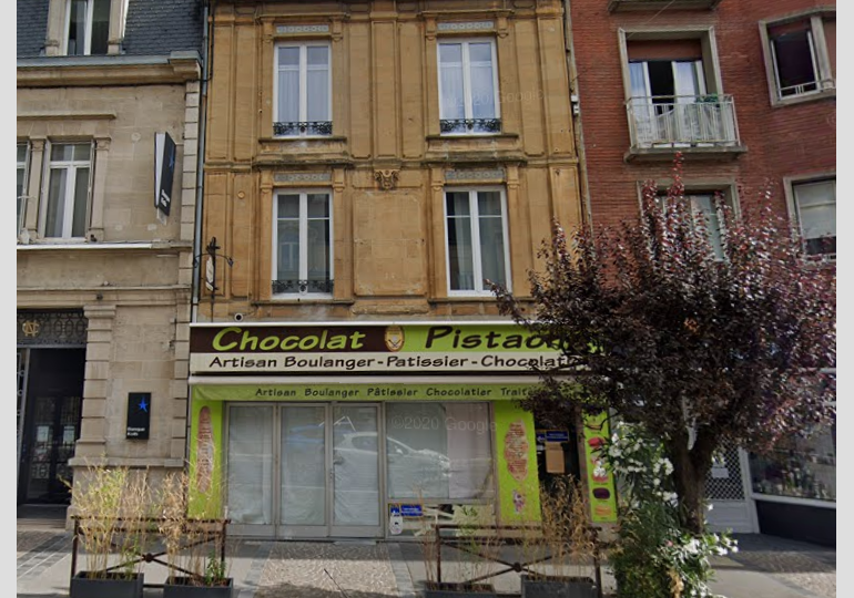 Local commercial 179m²